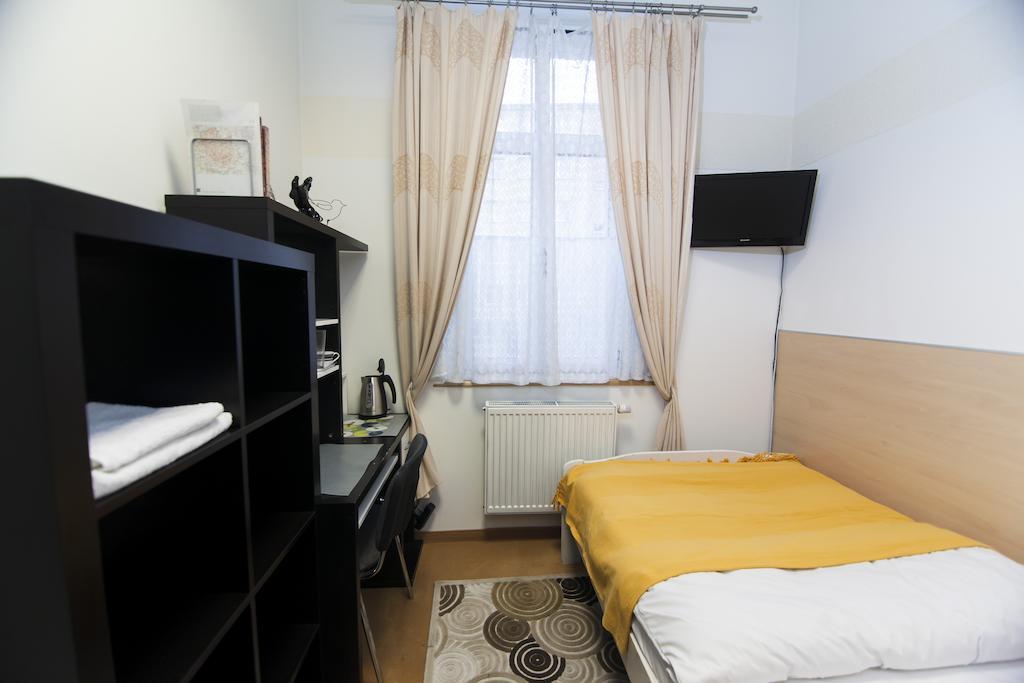 Akacja Pokoje Goscinne Krakow Room photo
